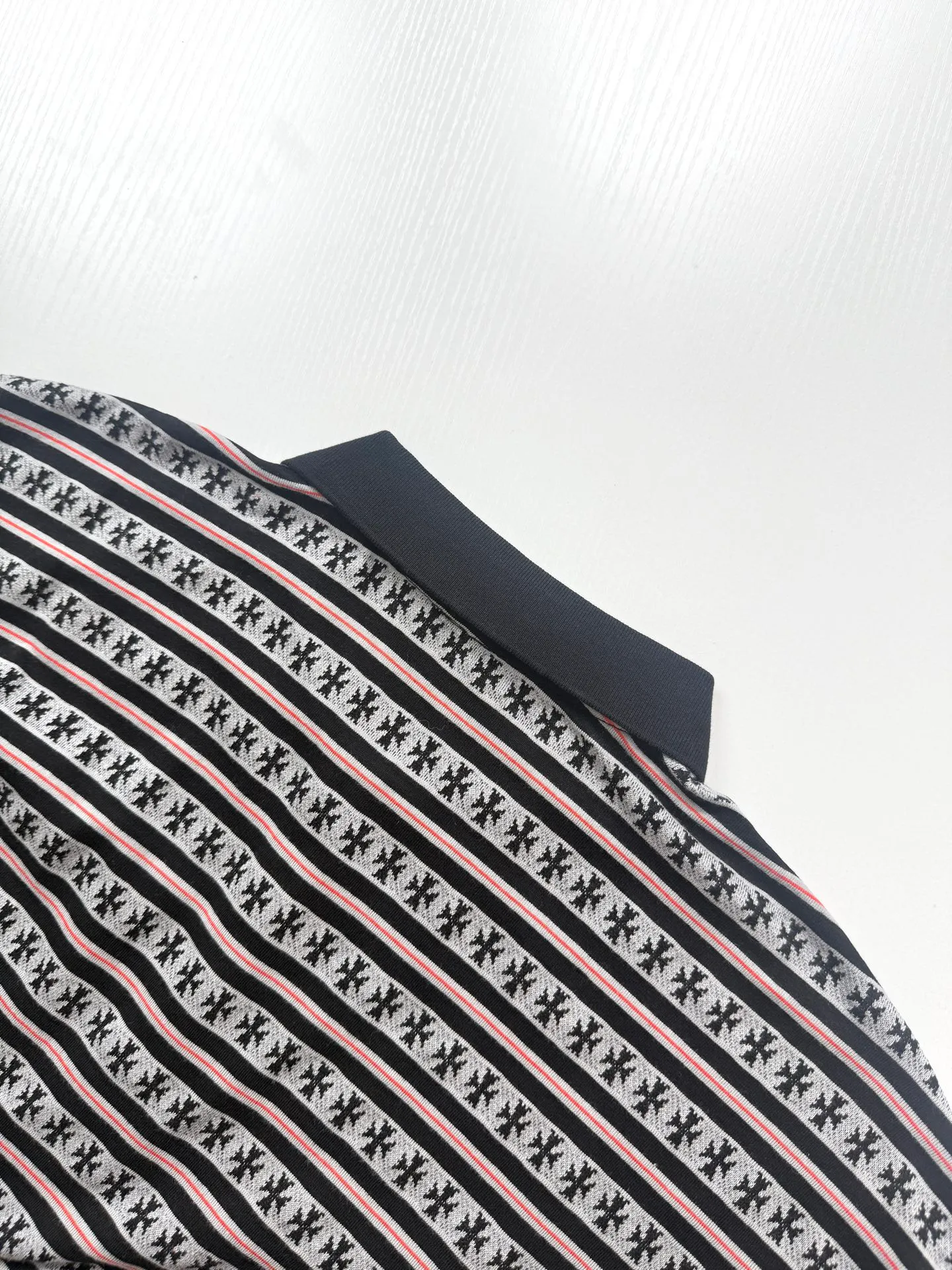 Chrome Heart Ch Polo ， 、 ， ， 。 Polo ， ， ， 。 ， 。 、 ， ， ， Retro ， 。 Size：S/M/L